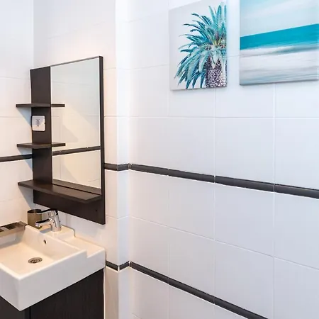 Maria Luisa 아파트